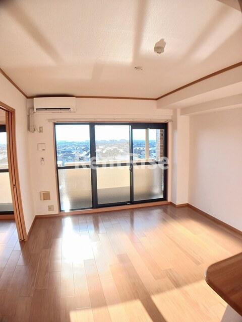 ジェルメ・アンジュの居間・リビング