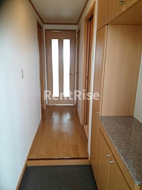 ジェルメ・アンジュの玄関