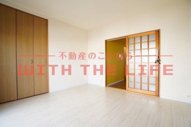 シャロム国分【キャッシュバック対象物件】の洋室|使い勝手のいい洋室です