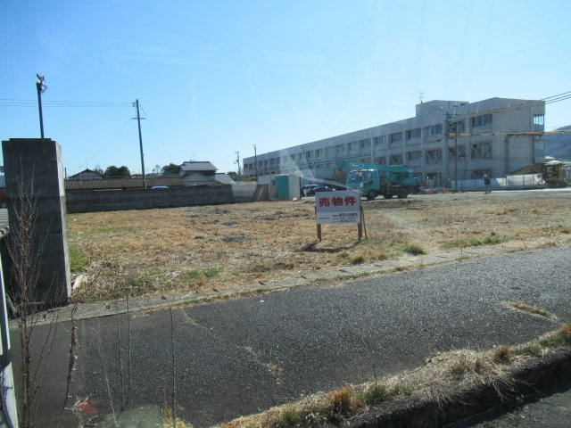 津山市小田中　事業用地437.7坪の前面道路含む現地写真