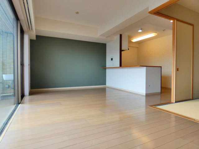 【居間・リビング】