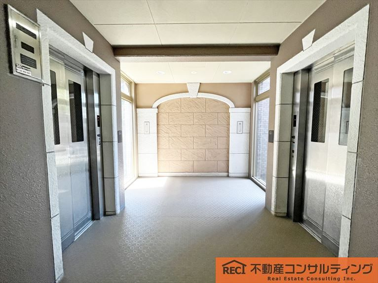 ライオンズガーデン魚崎壱番館のエントランス