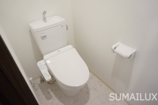 熊本市中央区京町本丁の賃貸マンションのトイレ