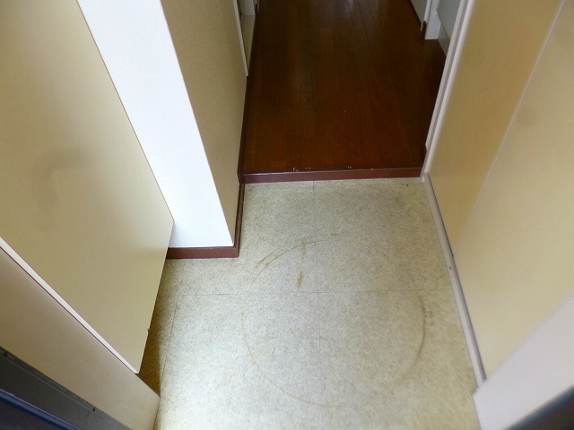 曙マンションの玄関