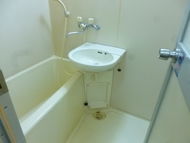 曙マンションの浴室