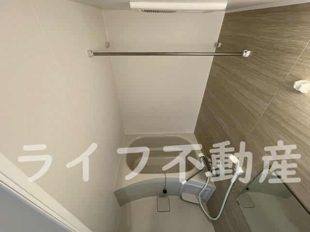 ステディー八戸ノ里の浴室|落ち着いた空間のお風呂です