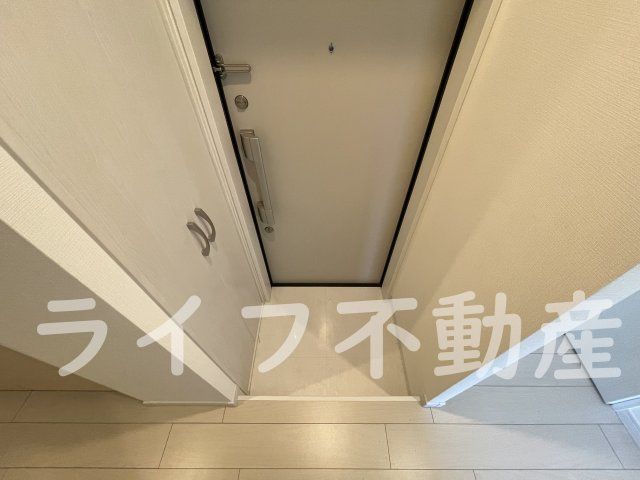 ステディー八戸ノ里の玄関|きれいな玄関です