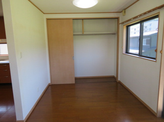 【居間・リビング】 | １９．５帖のリビングダイニングキッチン