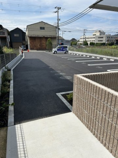 【駐車場】