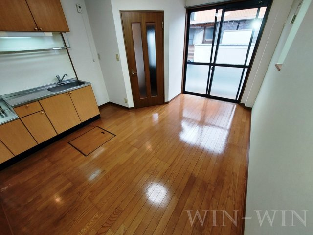 ハートブランシェ Bの居間・リビング