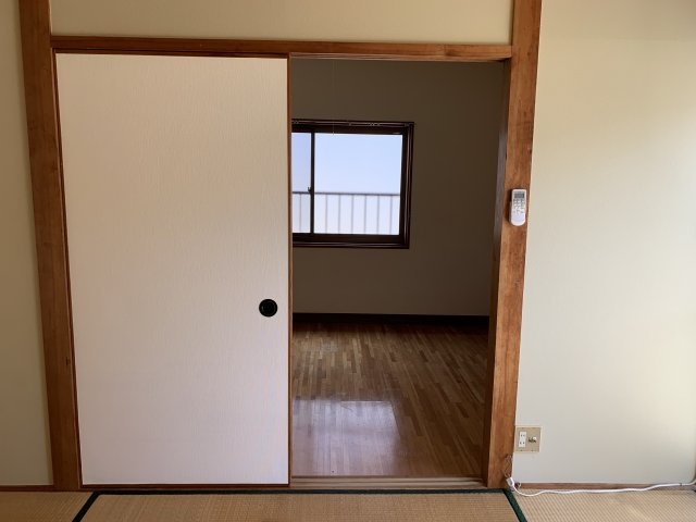 パールハイツオガタの収納