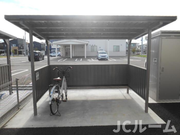 エスポワールの駐車場