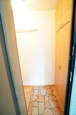 【玄関】 | イーストサンハイム | ※同物件・反転タイプの写真です。