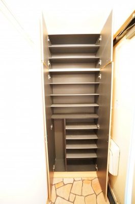 【収納】 | イーストサンハイム | ※同物件・反転タイプの写真です。