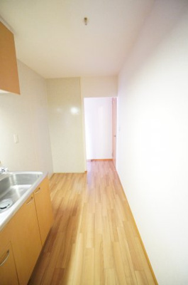 【キッチン】 | イーストサンハイム | ※同物件・反転タイプの写真です。