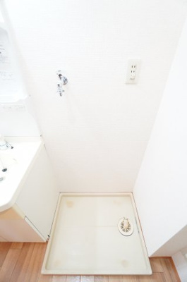 【洗面所】 | イーストサンハイム | ※同物件・反転タイプの写真です。