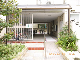 【エントランス】 | エントランスは安心のバリアフリー仕様です。