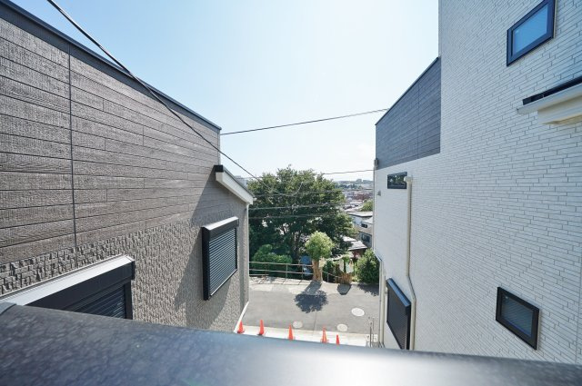 【保土ケ谷区峰岡町３丁目386-6新築戸建てＢ号棟】★仲介手数料無料★（常盤台小学校・保土ヶ谷中学校）の展望