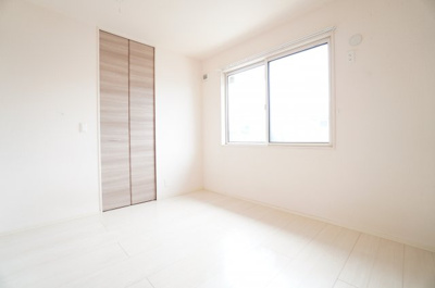 【寝室】 | バードネイチャーA棟 | ※同物件・反転タイプの写真です。