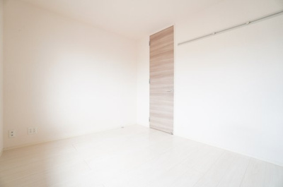 【寝室】 | バードネイチャーA棟 | ※同物件・反転タイプの写真です。