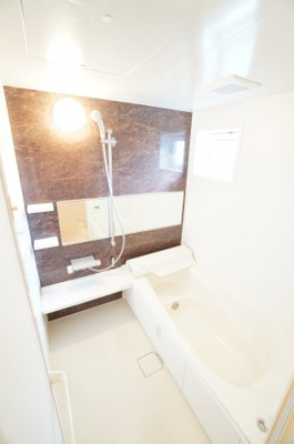 【浴室】 | バードネイチャーA棟 | ※同物件・同タイプの写真です。