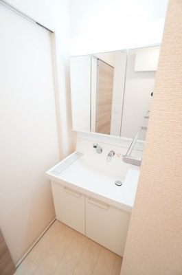 【独立洗面台】 | バードネイチャーA棟 | ※同物件・同タイプの写真です。
