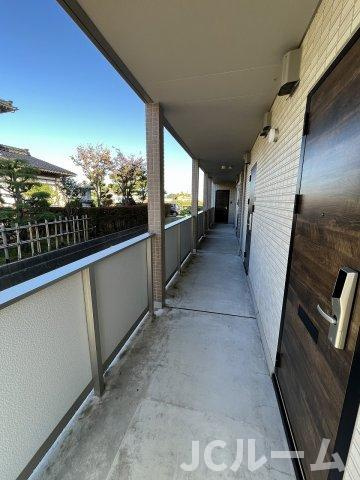 リナーシェ Bのロビー