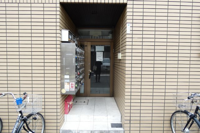 【エントランス】 | ロイヤル西長居2号館