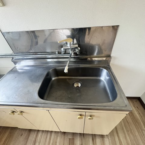 母恋南町アパートの洗面所