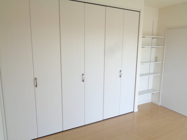 カクサン可美タウンAの収納