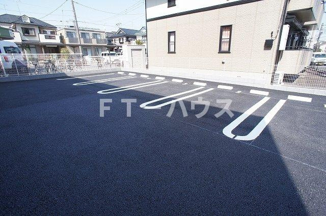 ヒプソフィアの駐車場|駐車場