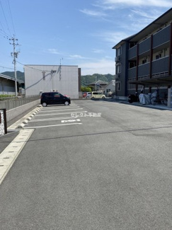 【駐車場】 | モアボヌール | モアボヌール 駐車場