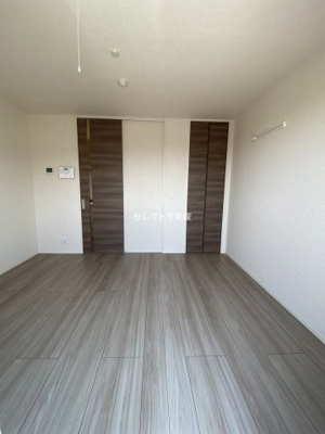 【居間・リビング】 | モアボヌール | 103 洋室