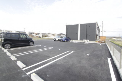 【駐車場】 | グレイス | 駐車スペースもあります