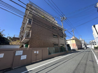 【外観】 | 空港線東比恵駅まで徒歩15分。外環状線まで近く、車での移動も便利な立地です。近隣駐車場確保済みなので、車をお持ちの方でも安心ですね♪