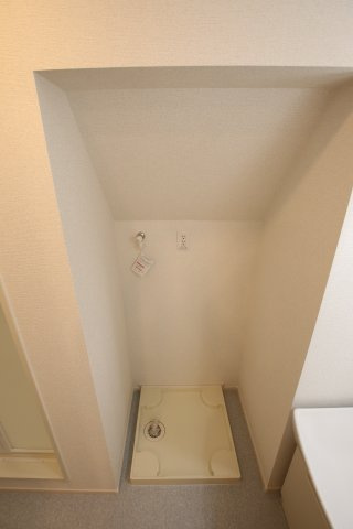 【設備】 | ソレアード・ニシキⅢB | 室内洗濯機置場