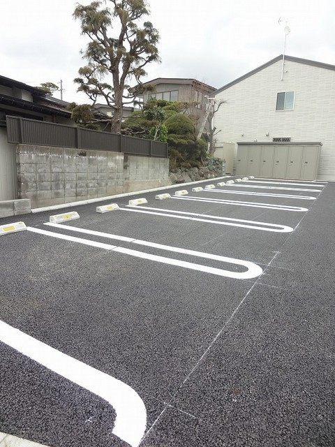 フォーグランツの駐車場|駐車場