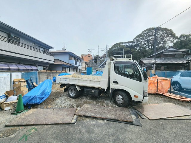 ーFIT－フィットー小倉北区赤坂2丁目２期　【小倉北区　新築戸建て】の駐車場|現地撮影　2023,3,17　ーFIT－フィットー小倉北区赤坂2丁目２期　【小倉北区　新築戸建て】