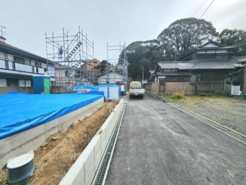 ーFIT－フィットー小倉北区赤坂2丁目２期　【小倉北区　新築戸建て】の前面道路含む現地写真|現地撮影　2023,3,17　ーFIT－フィットー小倉北区赤坂2丁目２期　【小倉北区　新築戸建て】