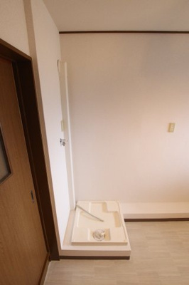 【設備】 | 三津屋コーポ | 室内洗濯機置場