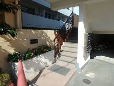 【エントランス】 | サンハイツ白鳩Ｐ－１ | エントランスです