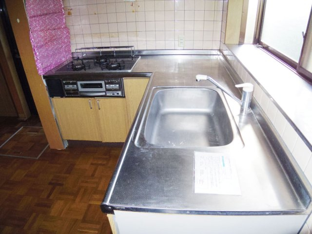 【キッチン】 | 三島市徳倉3丁目 中古住宅 EH04500 | 三島市徳倉3丁目　キッチン