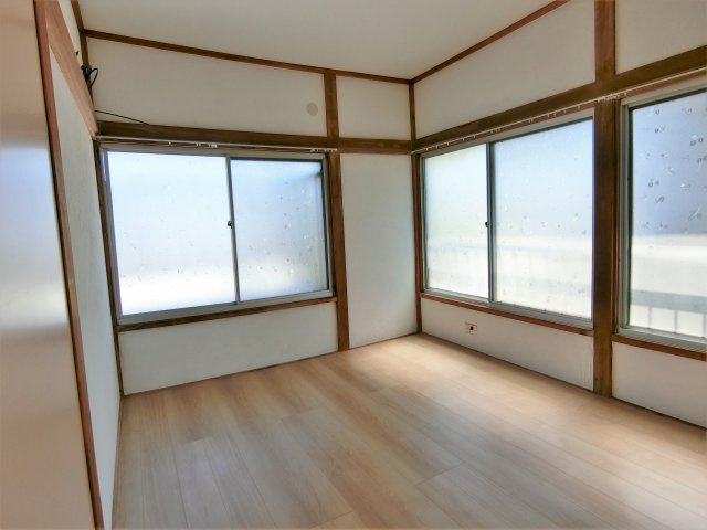 アユムの洋室