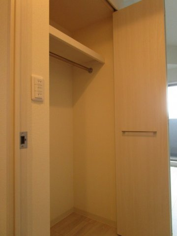 アドバンス大阪ヴェンティの収納