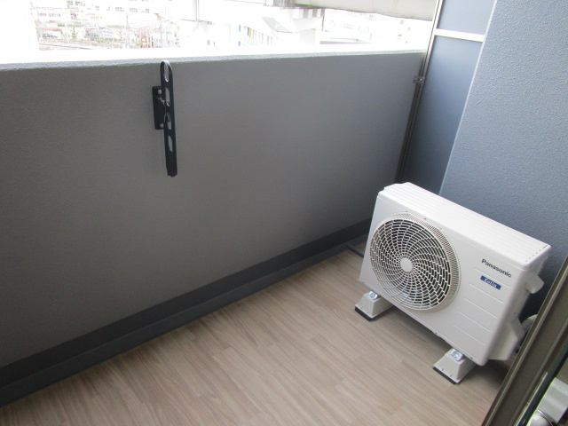 アドバンス大阪ヴェンティのバルコニー