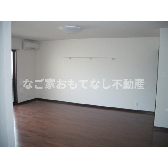 【居間・リビング】 | アンプルール リーブル 鉦和