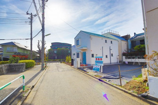 【前面道路含む現地写真】