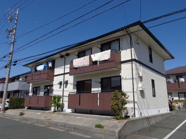 サンヴェルデBの外観|スーパーも近く便利なエリアです！