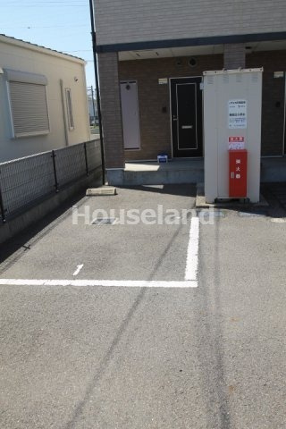 エタニティコートⅡ番館の駐車場