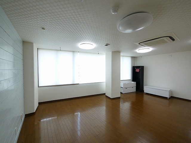 カイモト第三ビルの内装